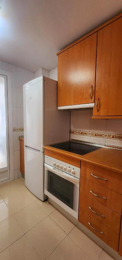 Bajo Con Jardin Deluxe Lägenhet Benahavís Exteriör bild